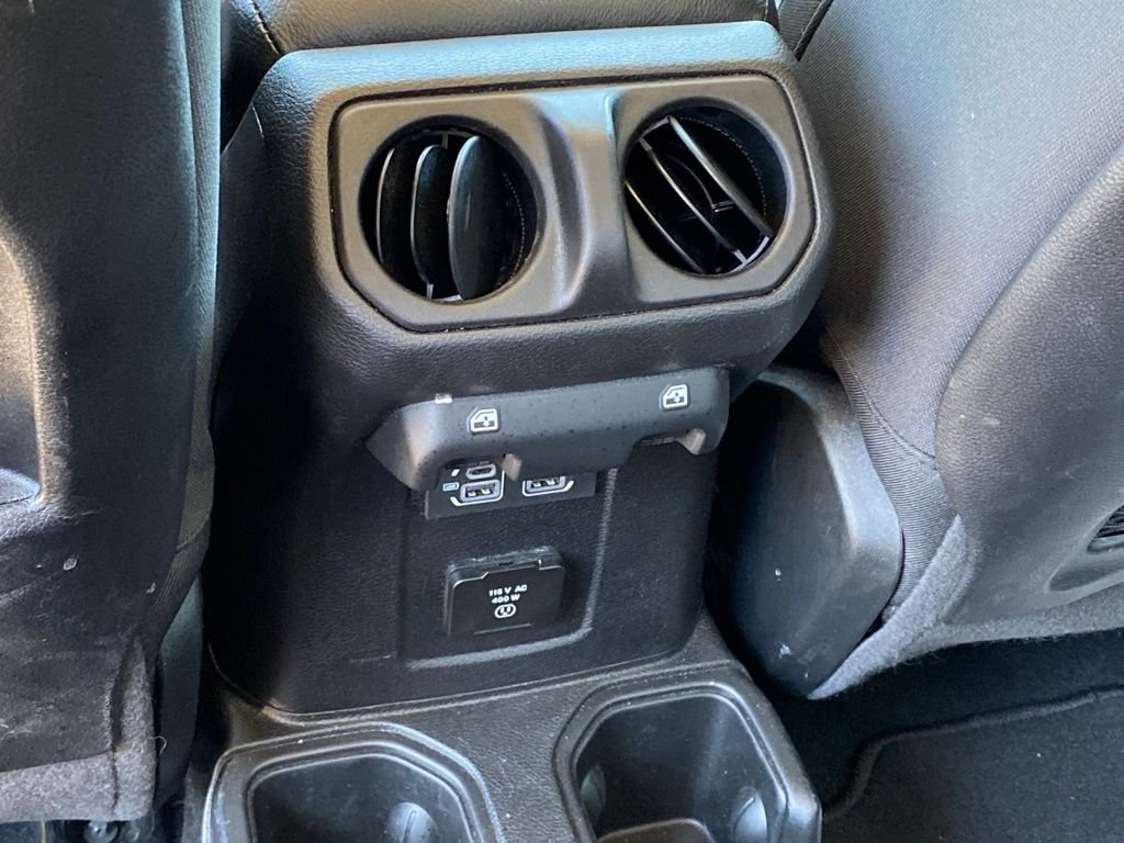 Used 2026 Jeep Gladiator Mojave AWD/4WD image 27