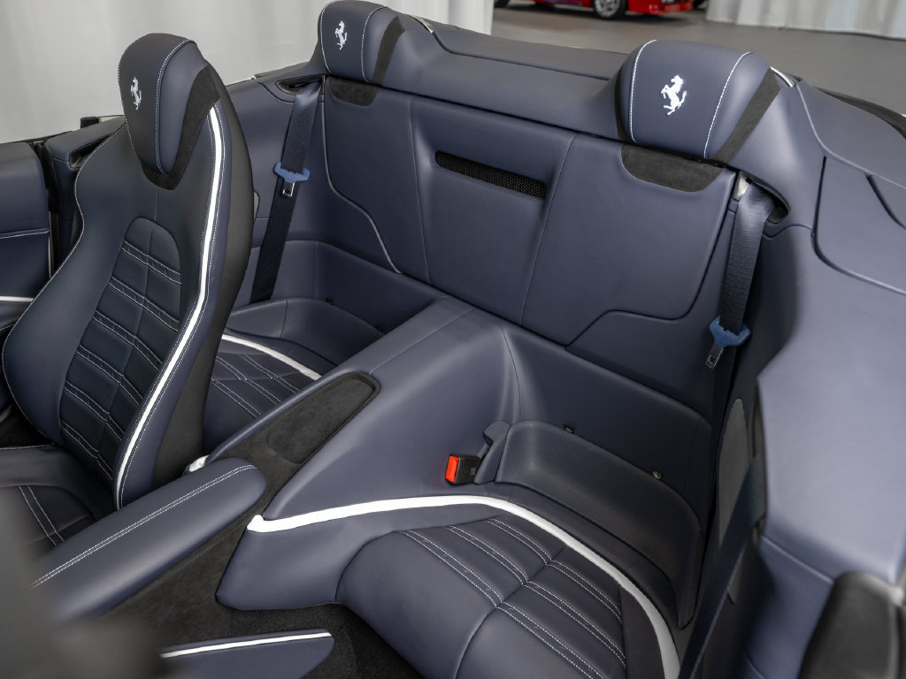 Certified 2026 Ferrari Roma Spider RWD image 15