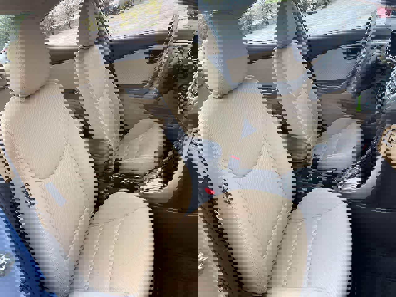 Used 2013 Hyundai Elantra GLS w/ Preferred Pkg image 14