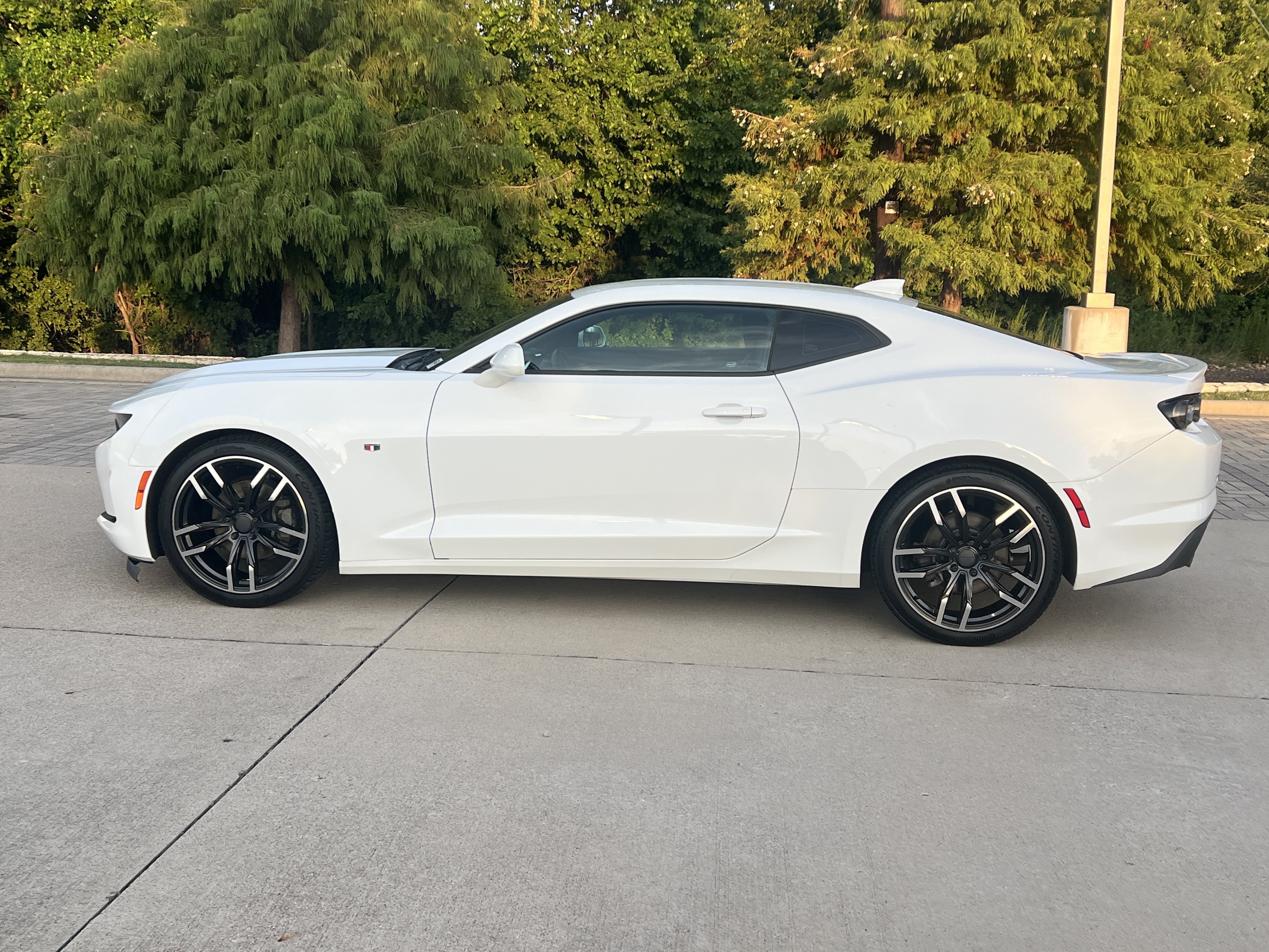 Used 2019 Chevrolet Camaro LT w/ RS Package RWD image 6