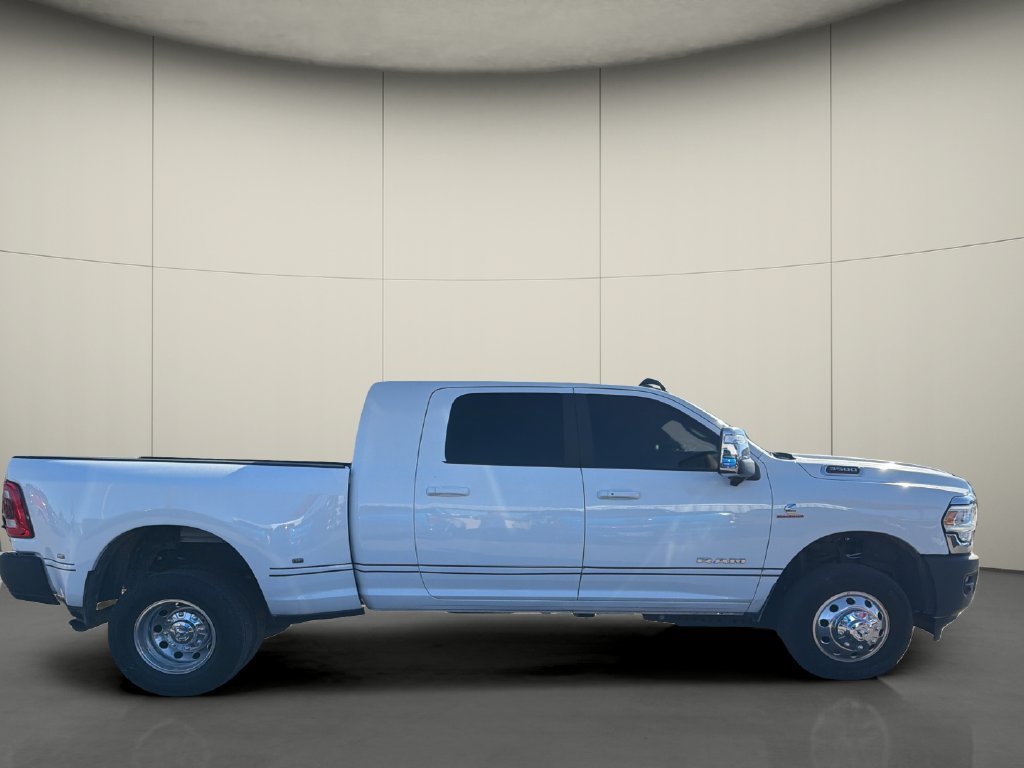 Used 2024 RAM 3500 Laramie w/ Towing Technology Group AWD/4WD image 8