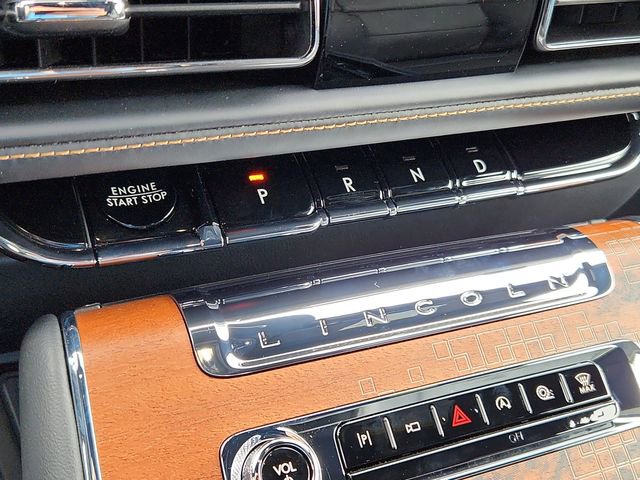 New 2025 Lincoln Aviator Black Label image 23