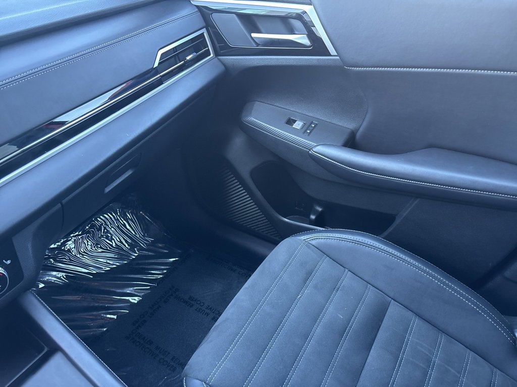 Used 2024 Mitsubishi Outlander SE image 25