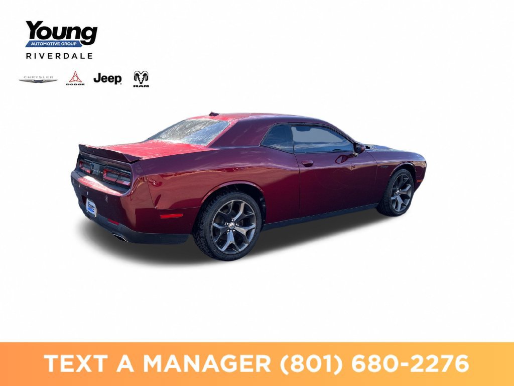 Used 2019 Dodge Challenger SXT w/ Plus Package RWD image 5