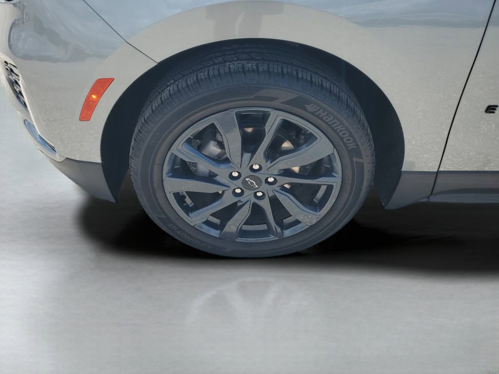 Used 2024 Chevrolet Equinox RS w/ RS Leather Package FWD image 25