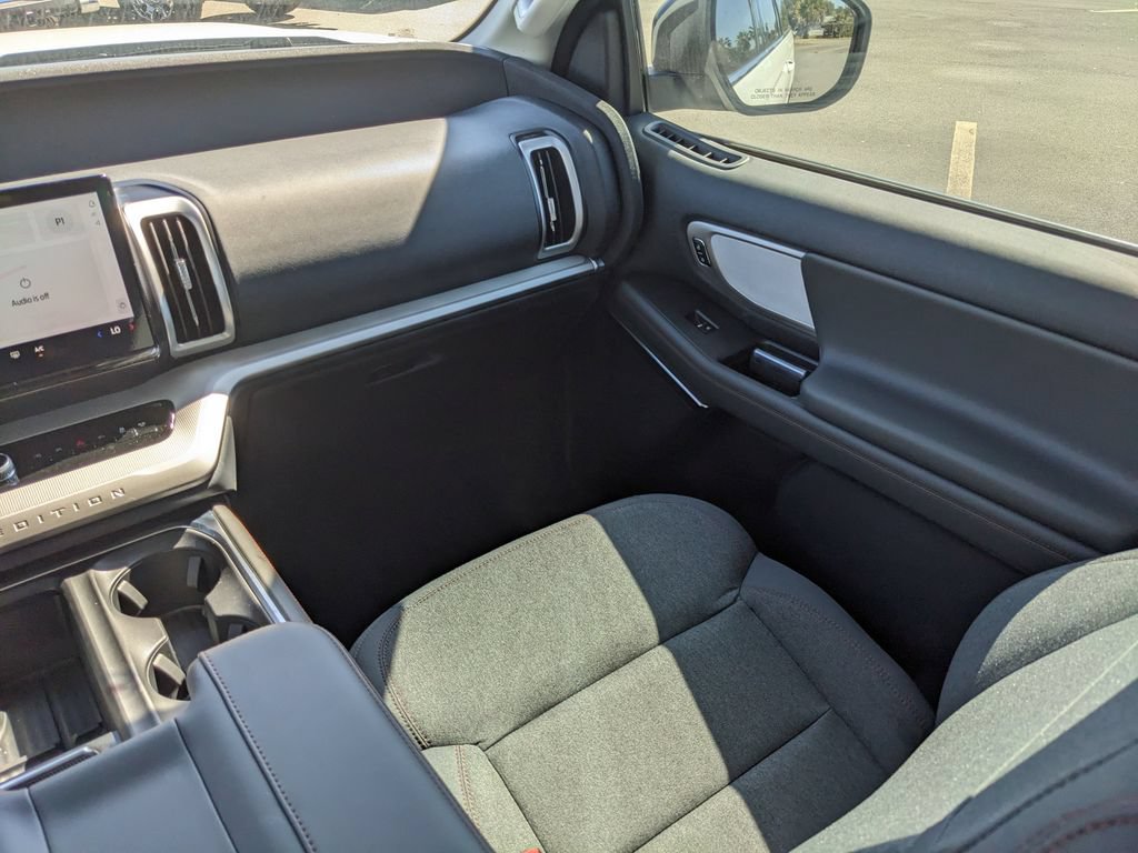 New 2025 Ford Expedition Max Active RWD image 15