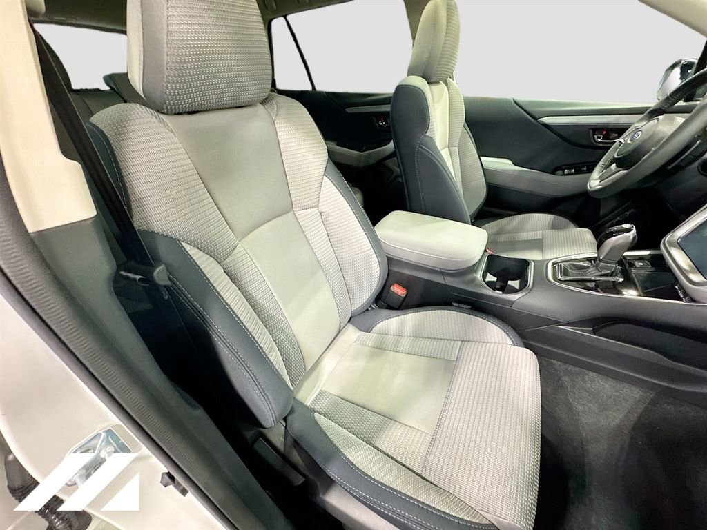 Certified 2025 Subaru Outback Premium AWD/4WD image 30