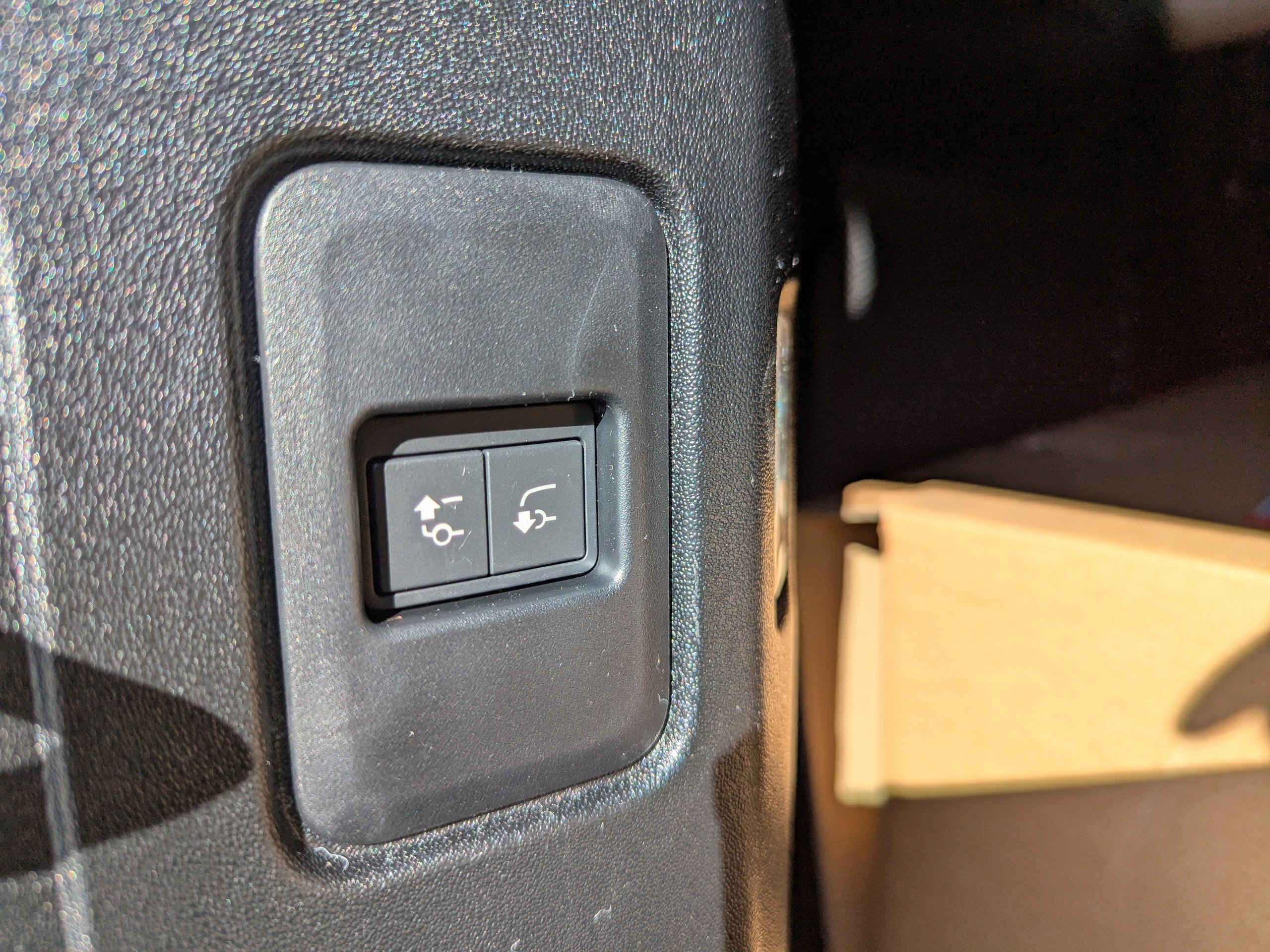 New 2026 Land Rover Defender 110 S image 12