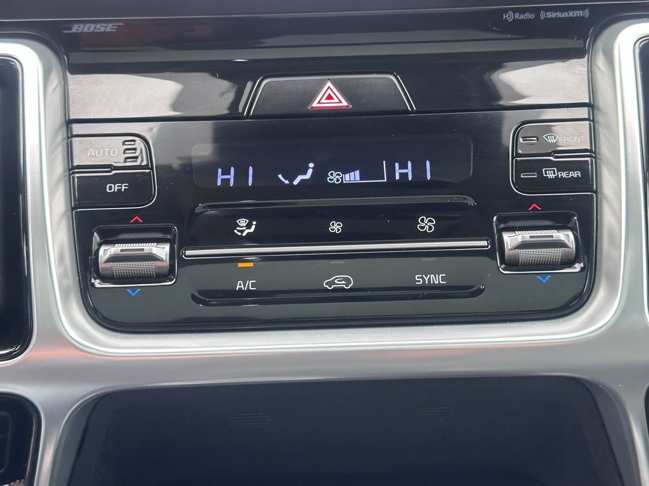 Used 2021 Kia Sorento SX Prestige image 32