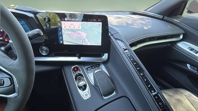 Used 2024 Chevrolet Corvette Stingray Preferred Cpe w/ Battery Protection Package RWD image 24