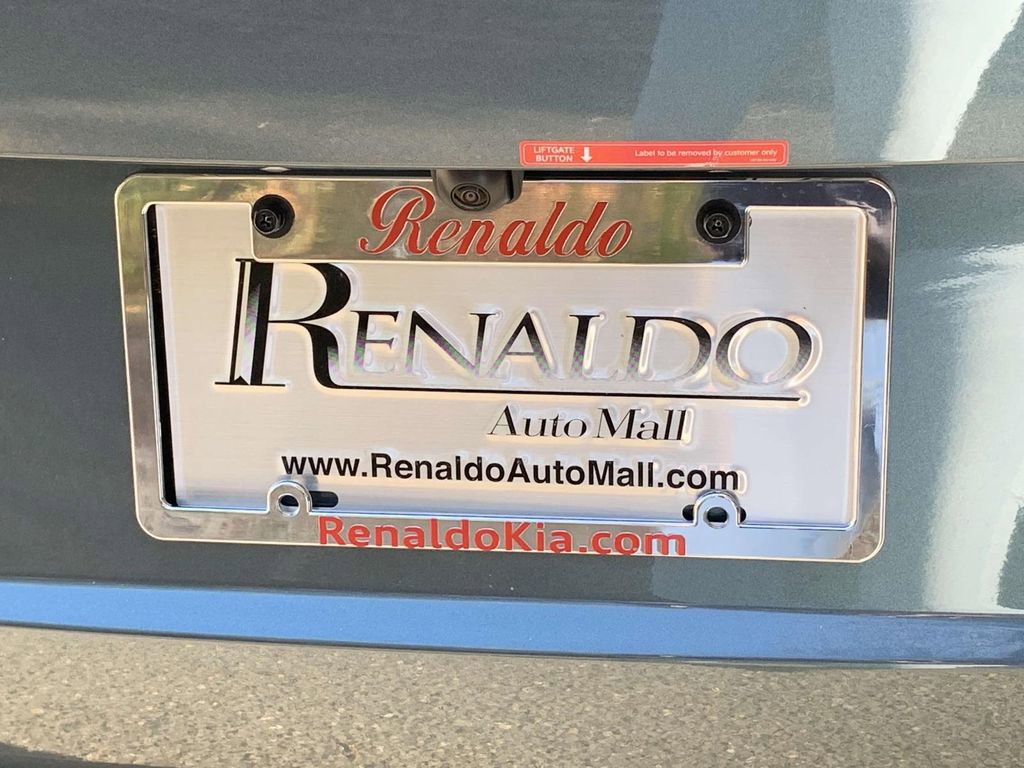 New 2025 Kia Carnival SX Prestige image 28