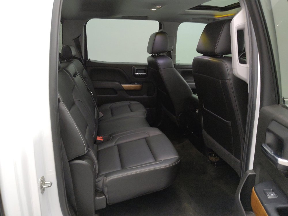 Used 2018 Chevrolet Silverado 1500 LTZ w/ Sport Package AWD/4WD image 19