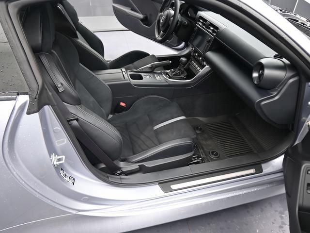 New 2025 Toyota GR86 Premium RWD image 12