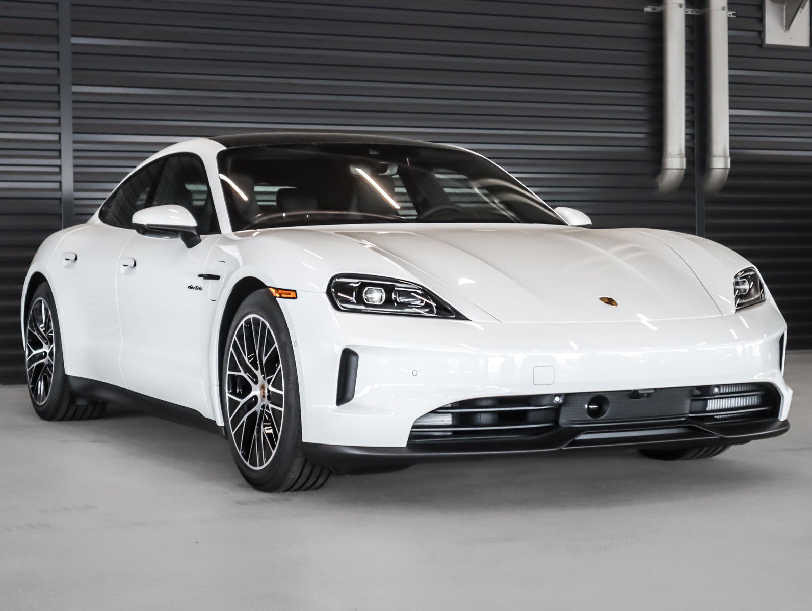 New 2026 Porsche Taycan image 7