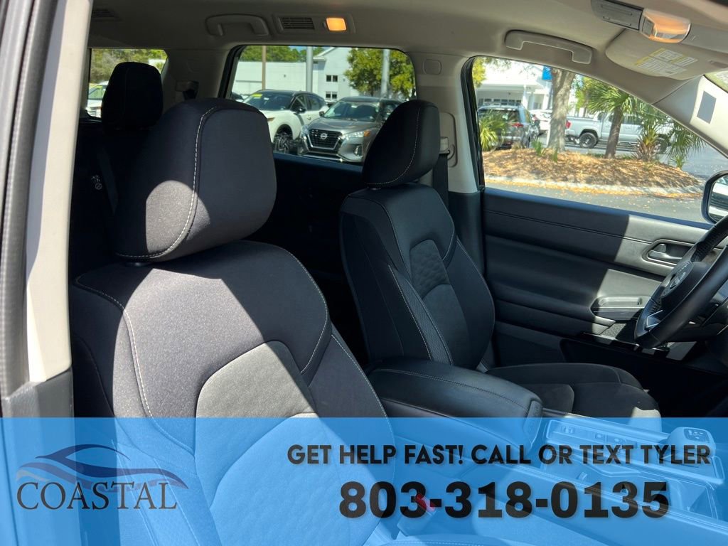 Certified 2024 Nissan Pathfinder SV FWD image 27