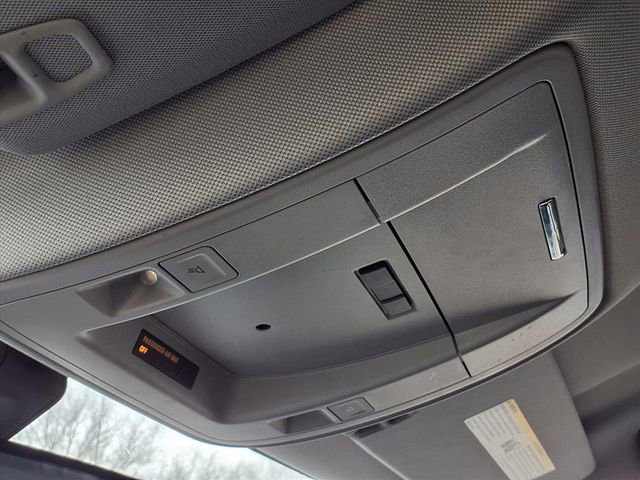 Used 2018 Chevrolet Silverado 1500 LT w/ LT Eassist Package image 12