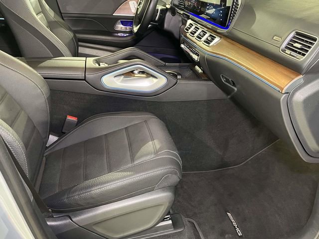 Used 2025 Mercedes-Benz GLS 450 4MATIC image 25