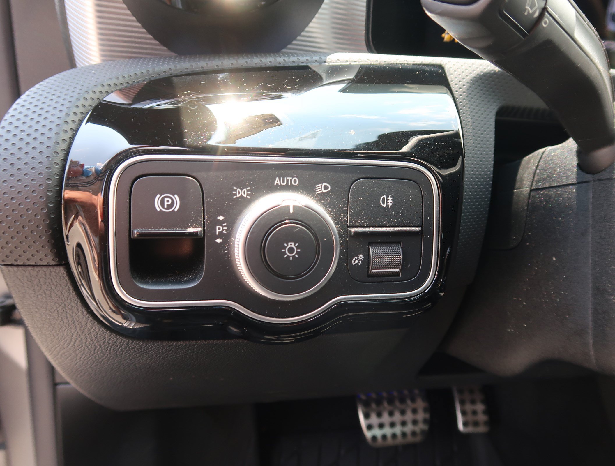 Used 2023 Mercedes-Benz CLA 35 AMG 4MATIC image 21