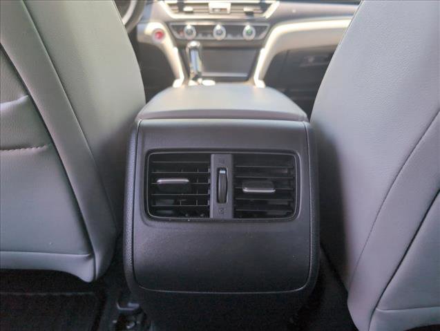 Used 2018 Honda Accord Touring image 20