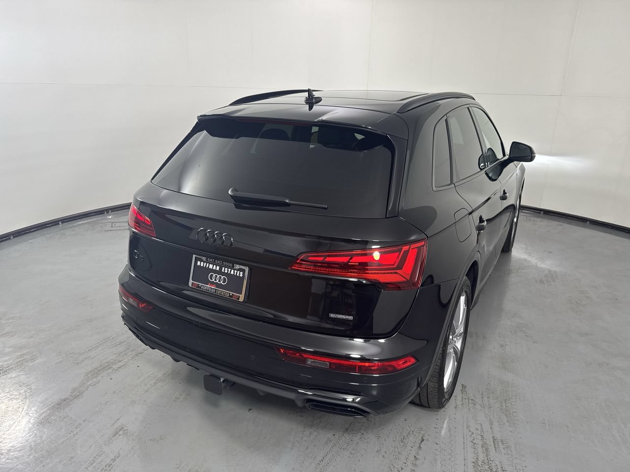 Used 2023 Audi Q5 e Premium Plus w/ Premium Plus Package AWD/4WD image 37