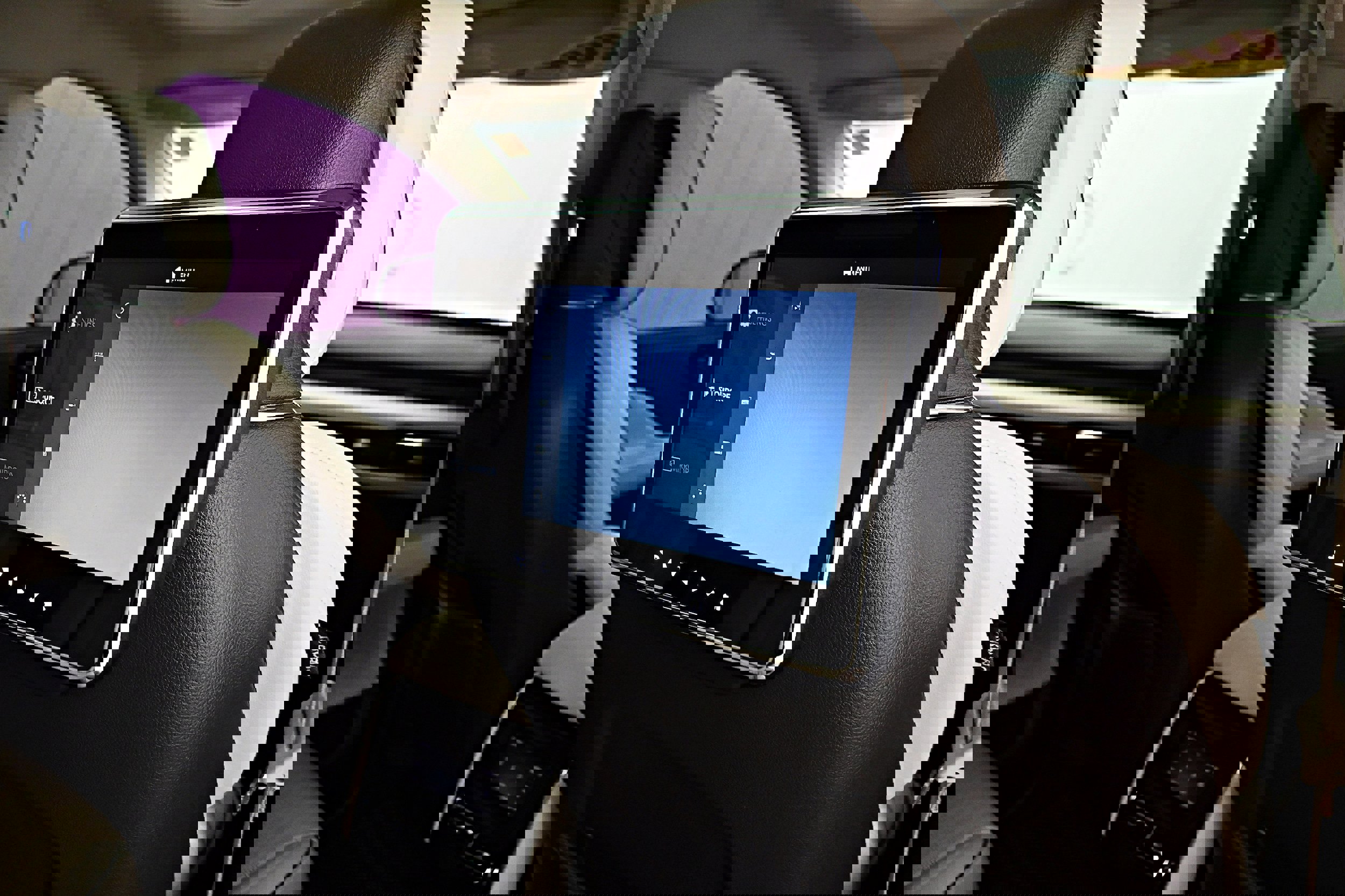 Used 2020 Lincoln Aviator Black Label w/ Dynamic Handling Package image 35