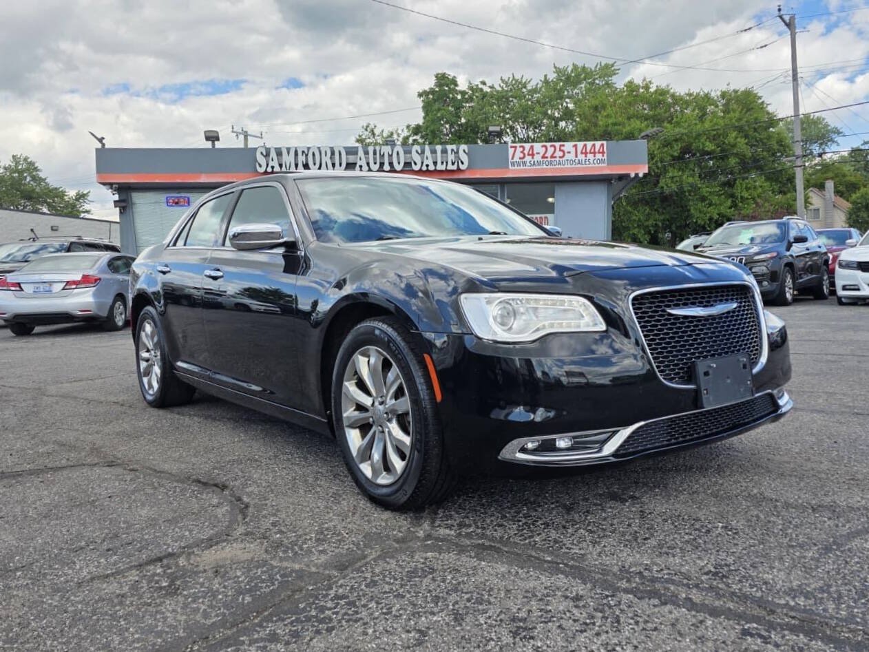 Used 2016 Chrysler 300 C w/ Harman/Kardon Audio Group AWD/4WD image 8