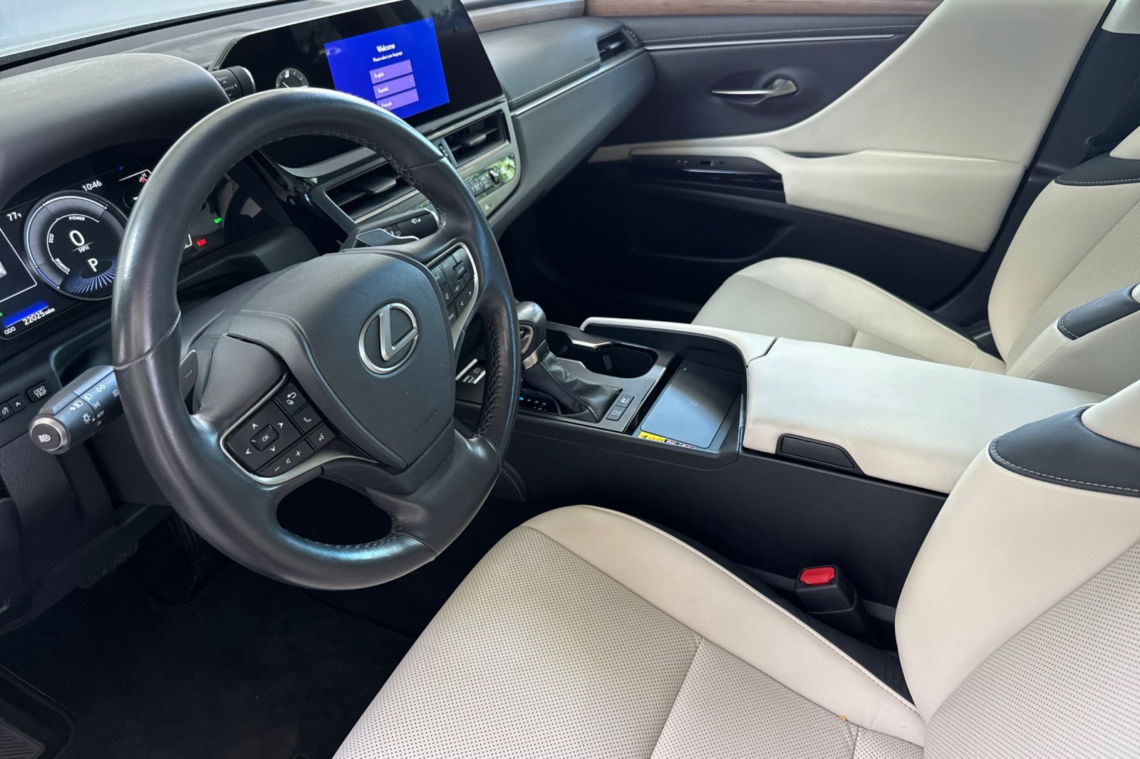 Certified 2023 Lexus ES 300h w/ Premium Package FWD image 11