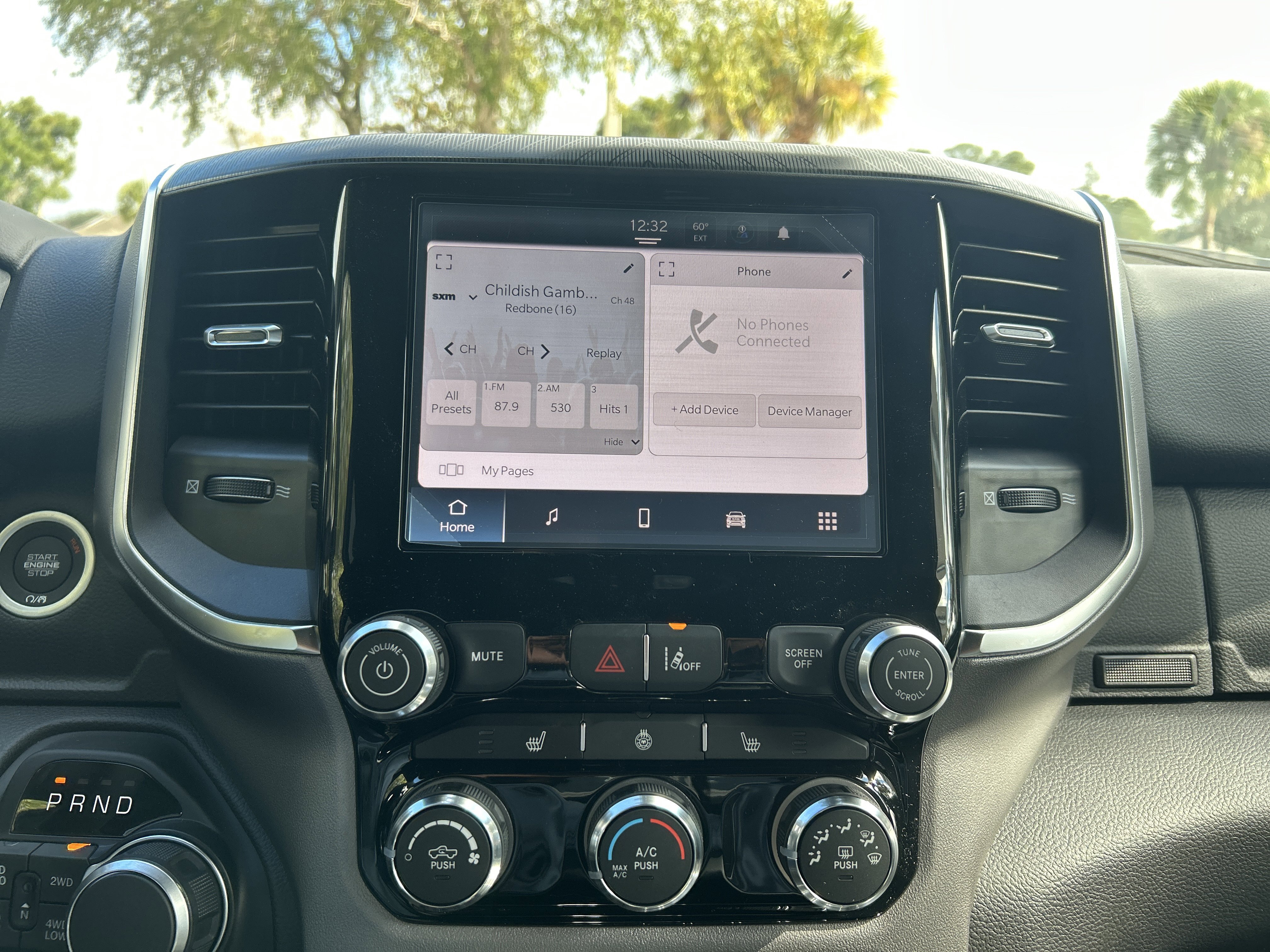 New 2026 RAM 1500 4x4 Crew Cab image 25