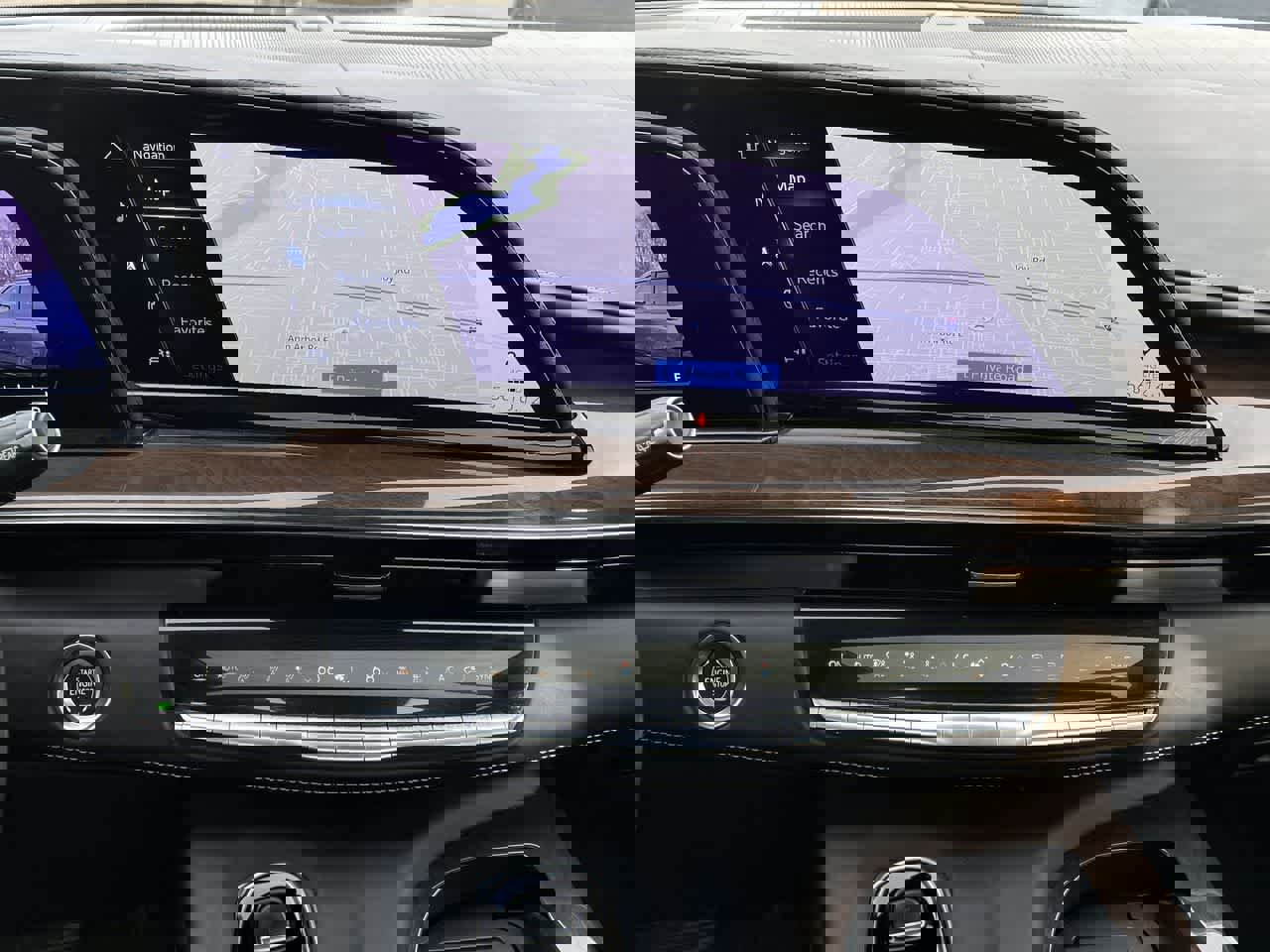 Used 2023 Cadillac Escalade Sport Platinum w/ Heavy-Duty Trailer Package image 13