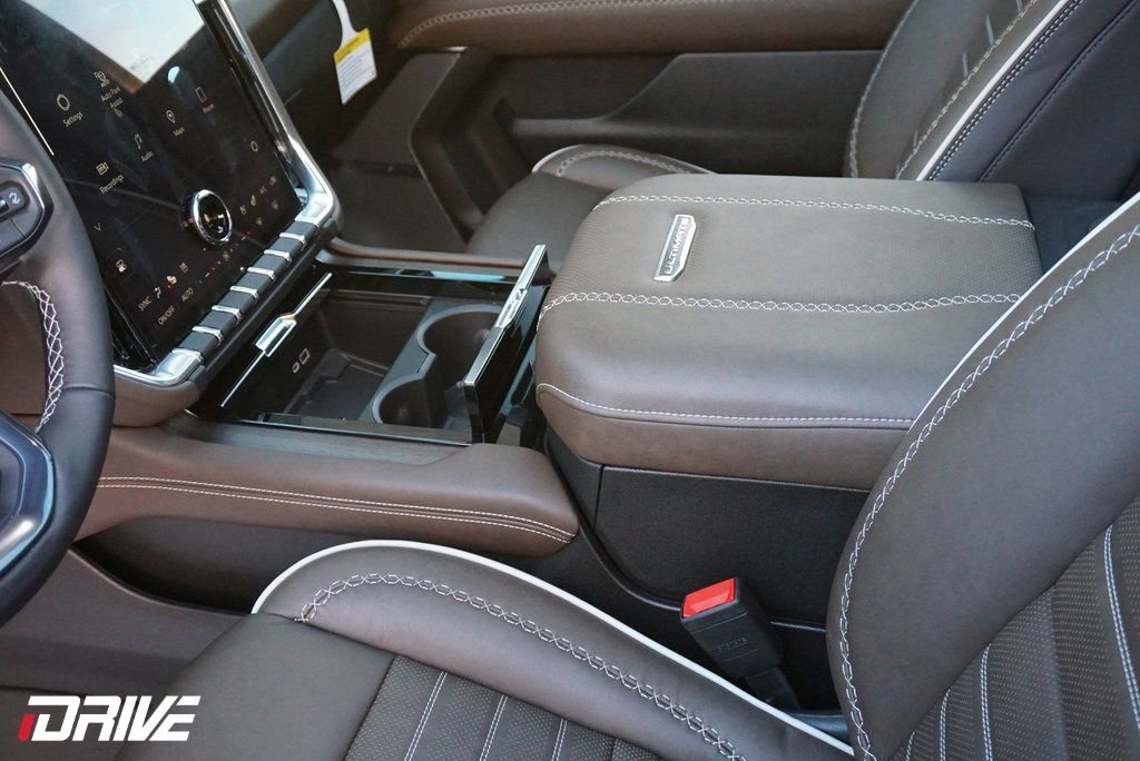 Used 2026 GMC Yukon Denali Ultimate image 33