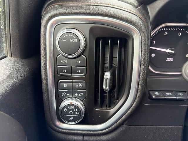 Used 2021 GMC Sierra 3500 AT4 w/ AT4 Premium Plus Package AWD/4WD image 38