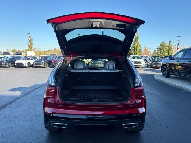 Used 2024 Cadillac XT4 Sport AWD/4WD image 16