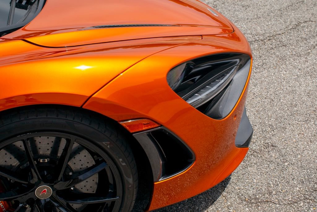 Used 2018 McLaren 720S Performance RWD image 29