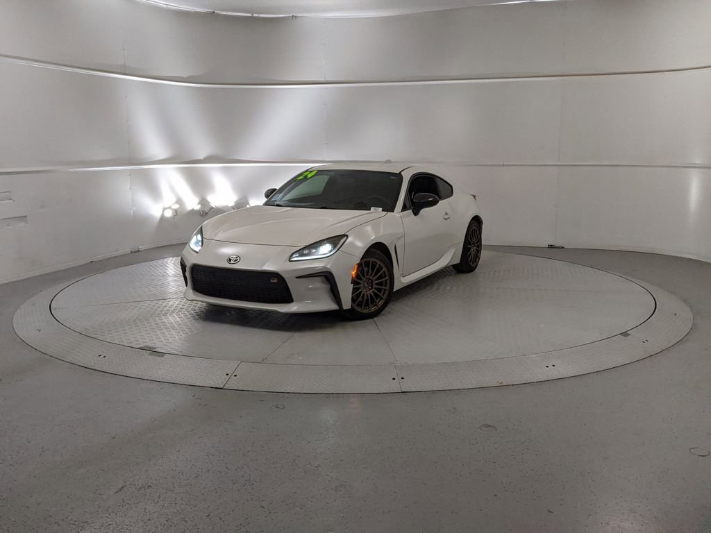 Used 2024 Toyota GR86 image 6