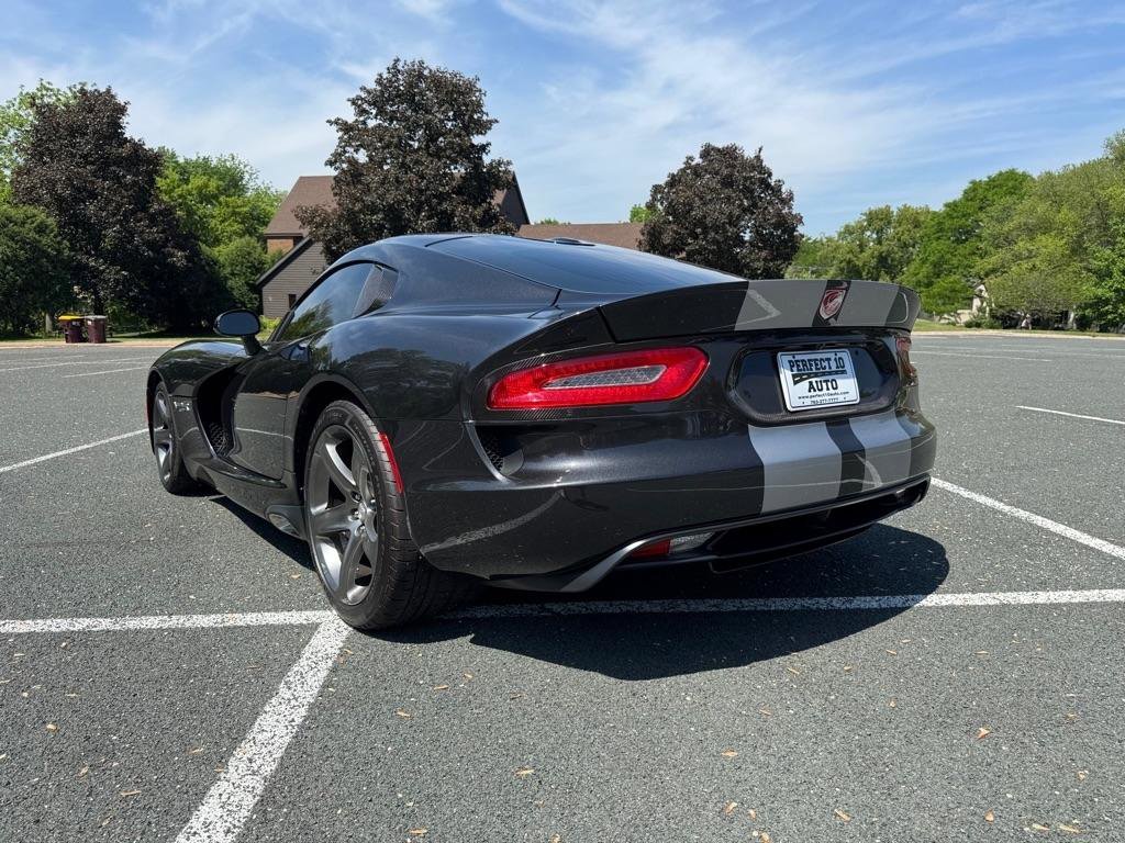Used 2017 Dodge Viper GTC w/ GTS Interior Package RWD image 6
