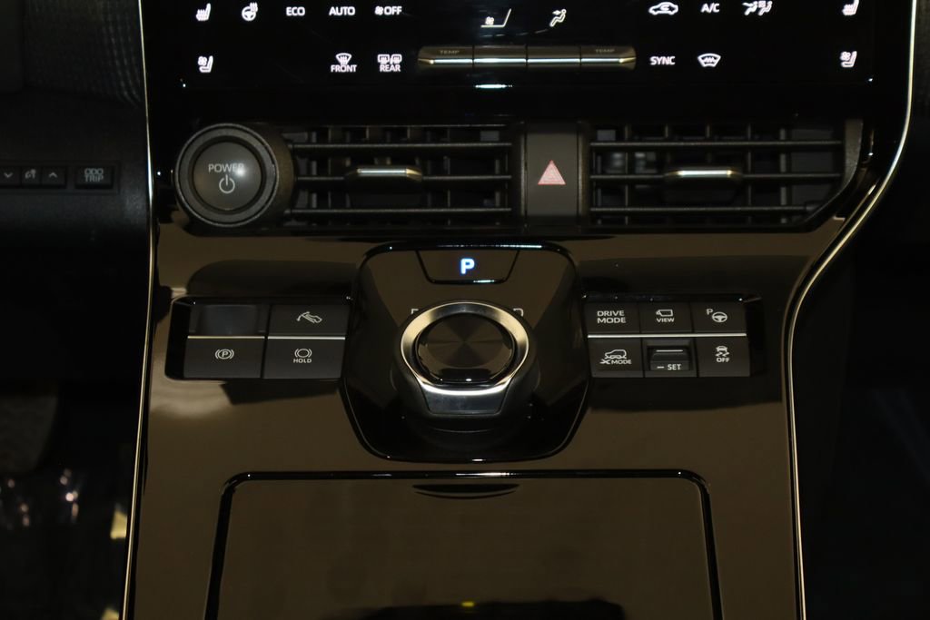 Used 2023 Subaru Solterra AWD image 30