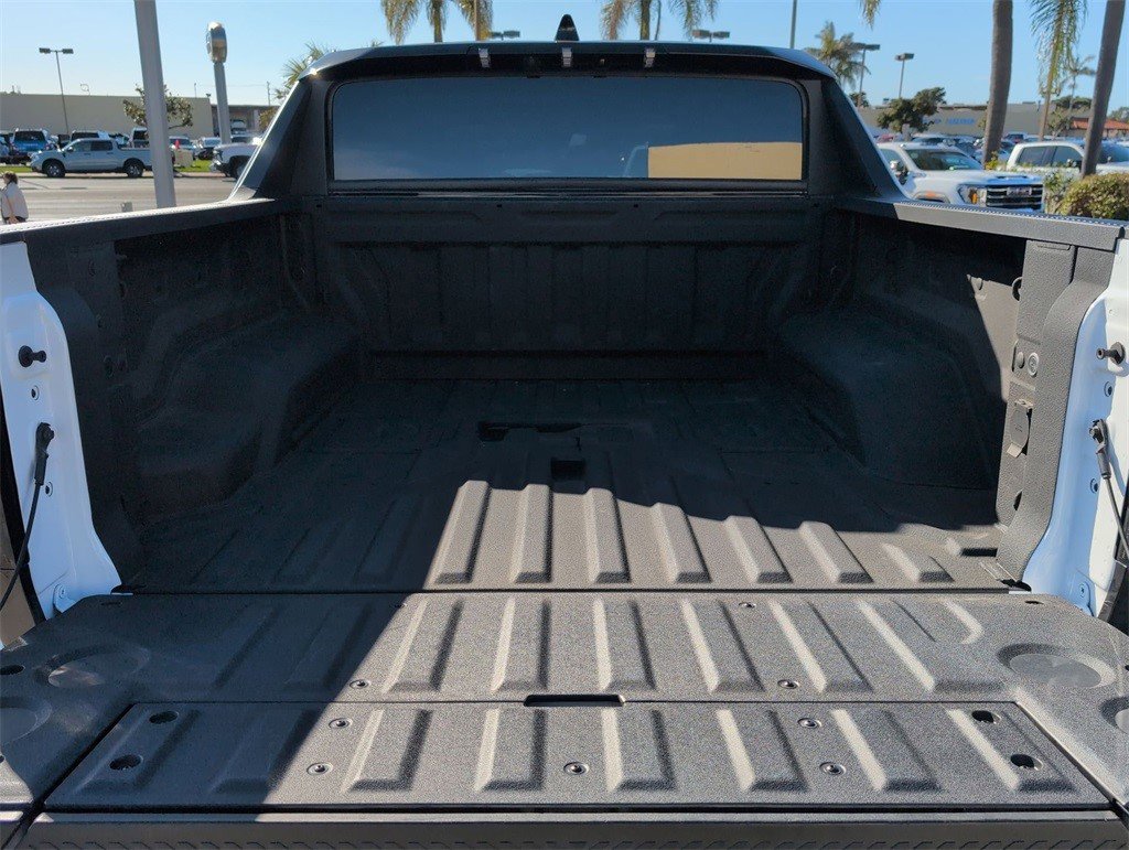 Certified 2025 GMC Hummer EV 2X image 28