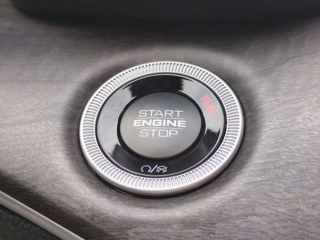 New 2025 Jeep Grand Cherokee Limited w/ Trailer Tow Package image 28