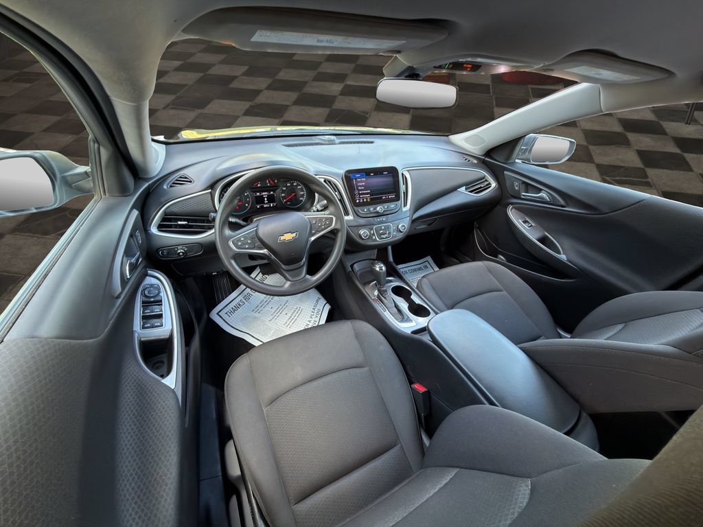 Certified 2020 Chevrolet Malibu LS FWD image 21