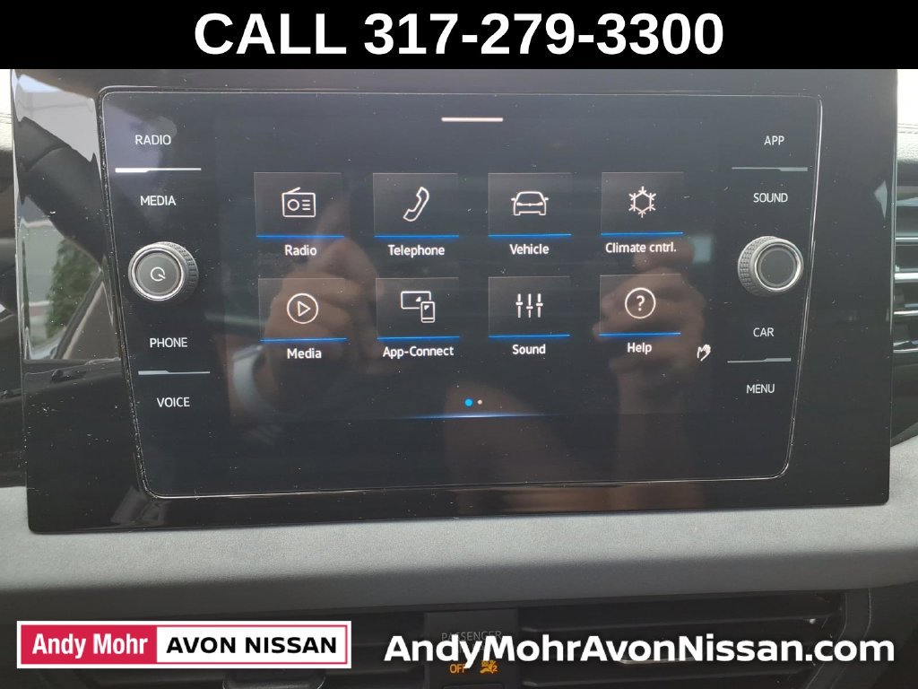 Used 2025 Volkswagen Jetta SE FWD image 28