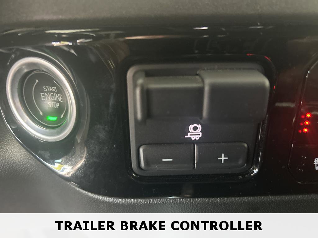 Used 2023 Chevrolet Silverado 1500 High Country w/ Technology Package image 28