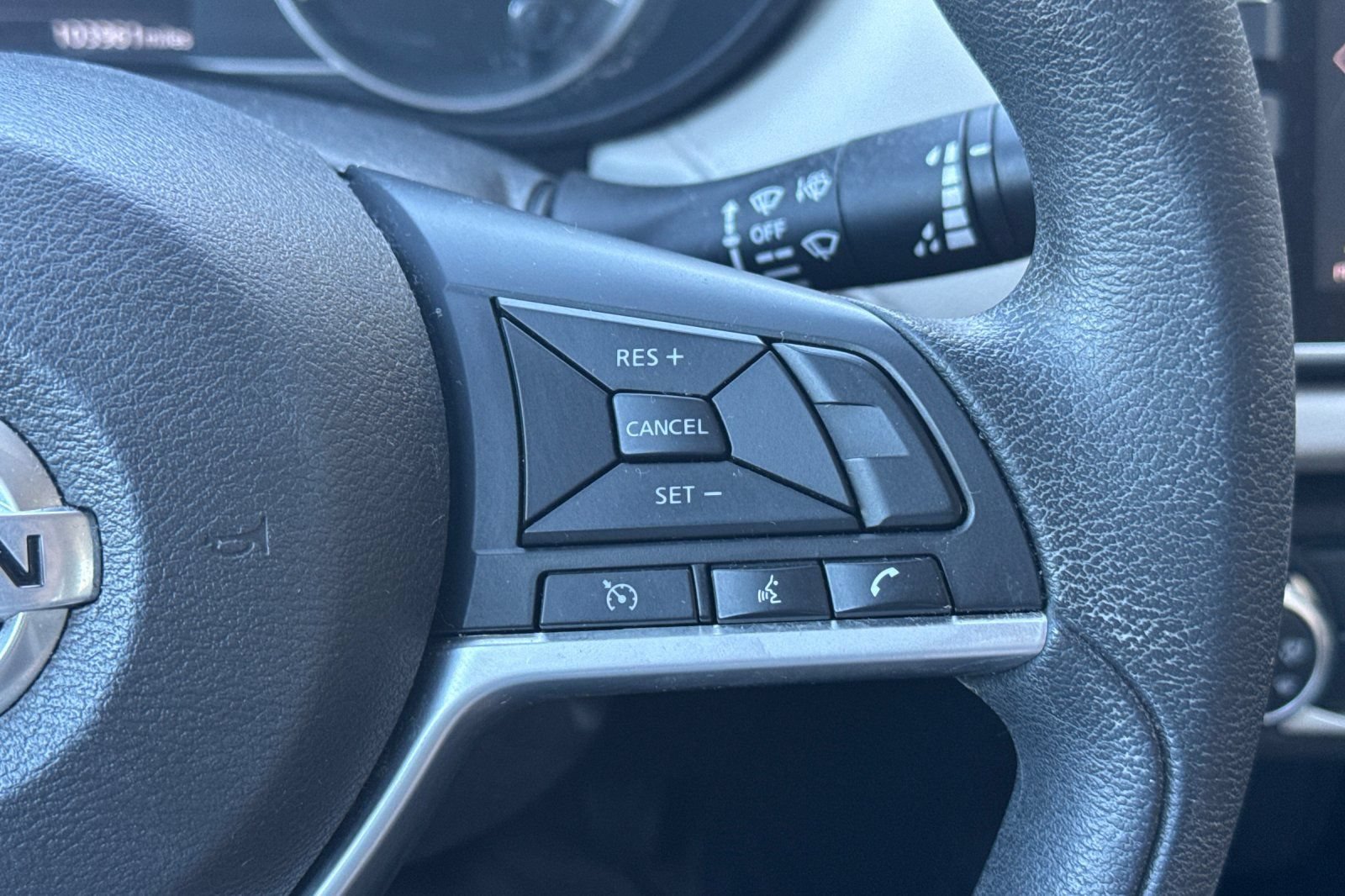 Used 2021 Nissan Versa SV FWD image 38
