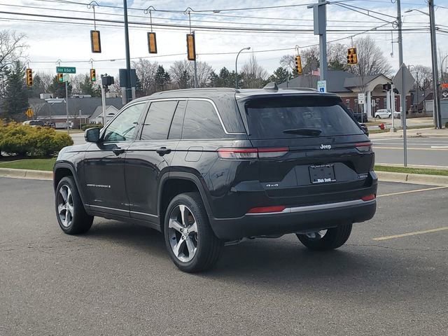 New 2026 Jeep Grand Cherokee Limited video 3