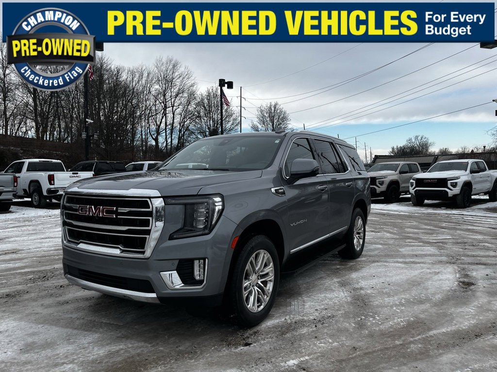 Used 2022 GMC Yukon SLT w/ SLT Premium Package image 1