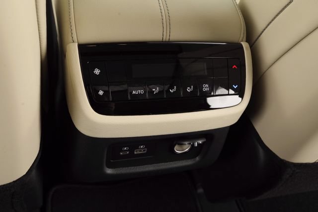 Used 2025 INFINITI QX60 Luxe AWD/4WD image 20