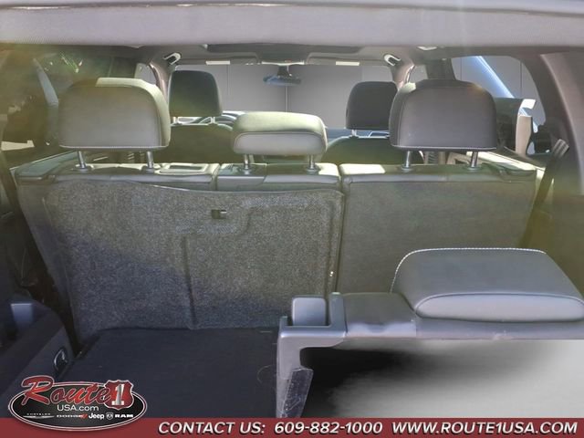 Used 2023 Volkswagen Tiguan SE R-Line FWD image 19