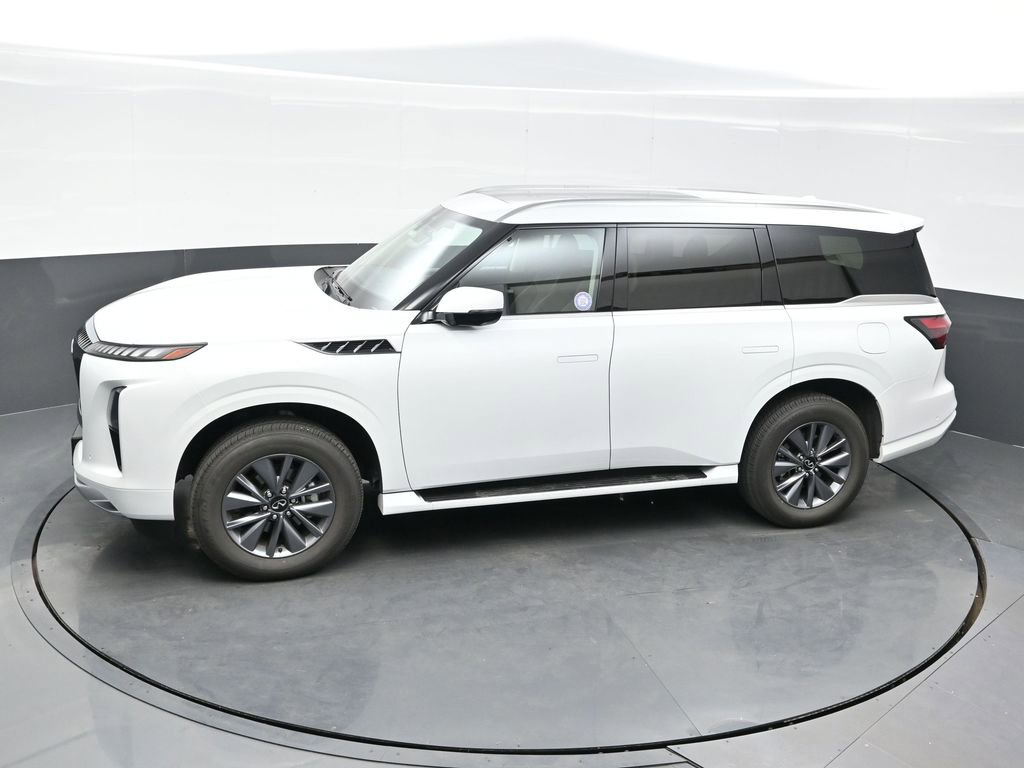 Certified 2025 INFINITI QX80 Pure image 30