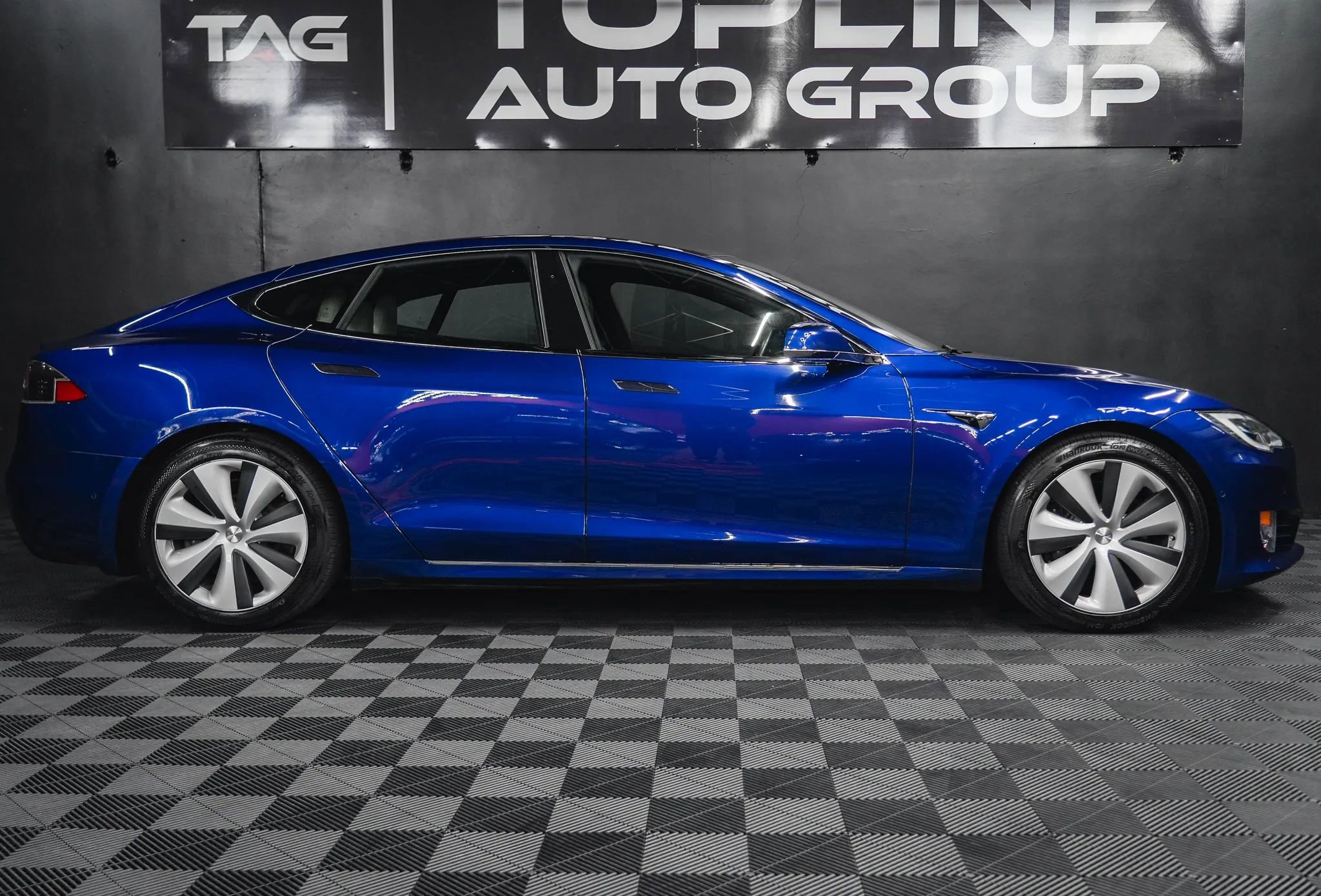 Used 2020 Tesla Model S AWD image 19