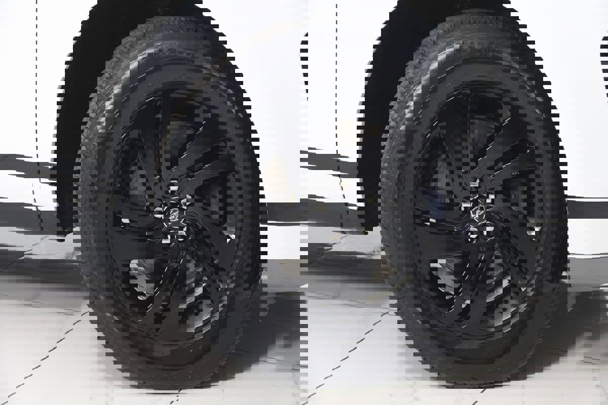 Used 2022 Land Rover Range Rover Evoque R-Dynamic S image 14