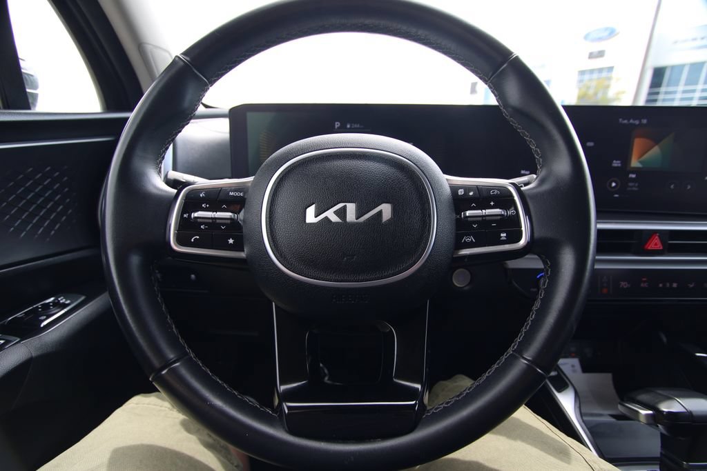 Used 2024 Kia Sorento S FWD image 21